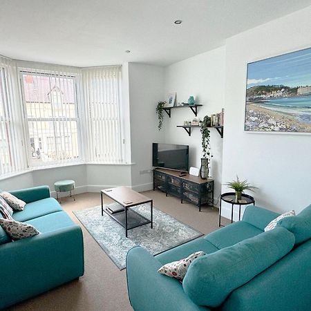 Private Parking, Central Llandudno, King Bed With Ensuite At Clement Lodge Exterior photo